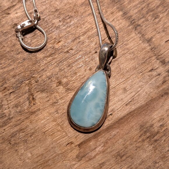 Sterling Silver Larimer Pendant - Picture 8 of 8